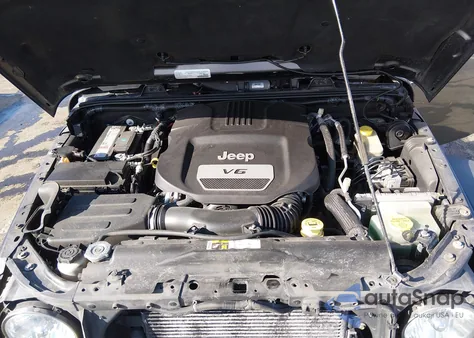 2016 Jeep Wrangler Unlimited Rubicon z USA, uszkodzony, nr VIN 1C4HJWFG3GL345748